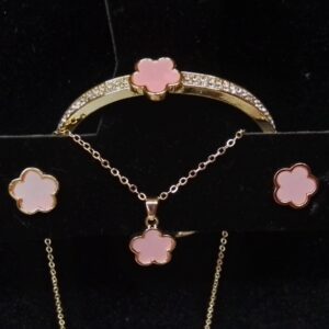 Pnk Clover 3 pc Jew Set 31